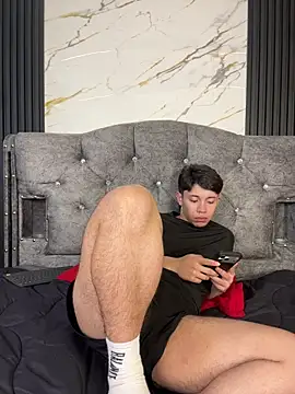 Chat +18 de Noah-ledom ao vivo