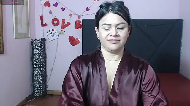 pamela_echeverria: онлайн-секс-чат