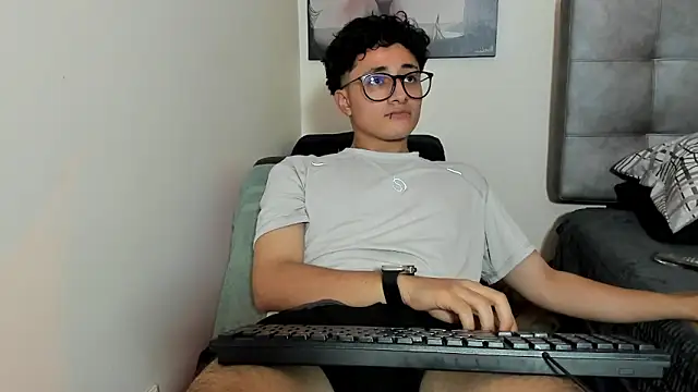 Adonibaskerville4 Live XXX-Chat