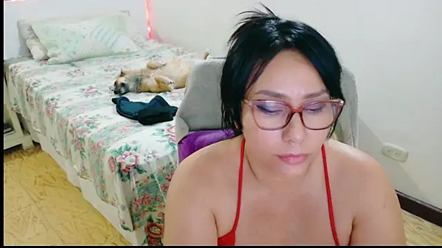 hottplay: онлайн-секс-чат