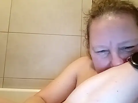 Jahudka47 – Naživo XXX chat