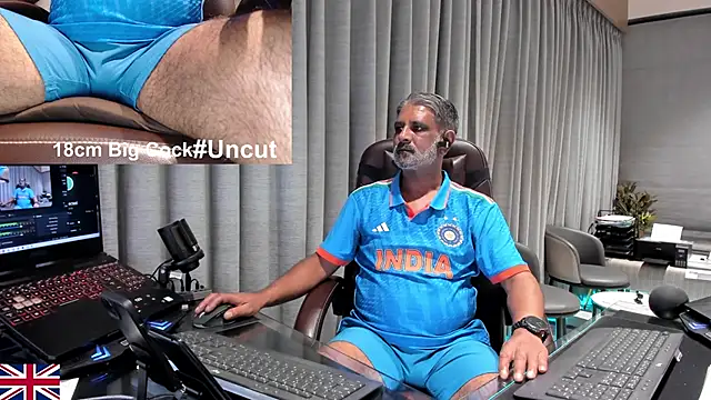 OnlineBossUK Adlı Modelin Web Kamerası Şovu