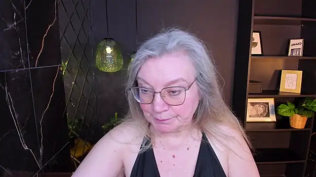 NataliMellow Webcam Show