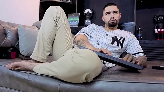 matteosantos – webcam-show