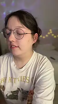 EmiSparks Chat XXX in diretta