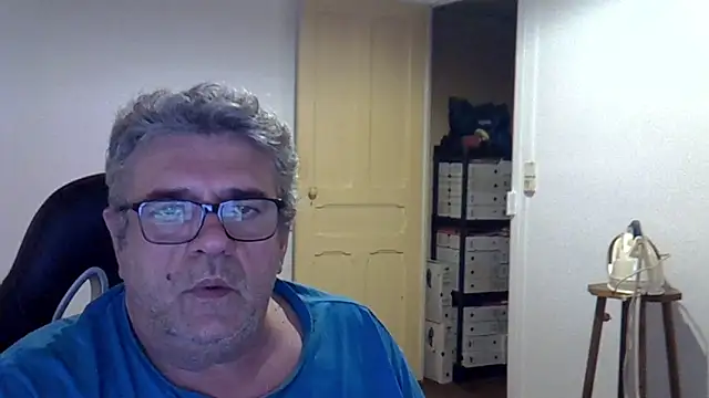 Laurent_oldmen Chat XXX in diretta