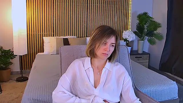 دردشة EmeraldGlow الجنسية المباشرة