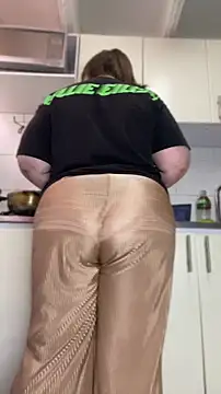 Chloee_Peach Live XXX-chat