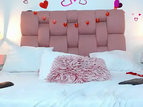 Keilafoxx18 即時 XXX 聊天