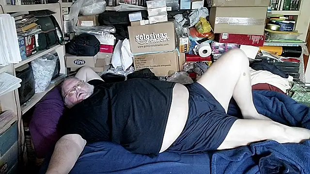 hadeszeuss2's Webcam Show