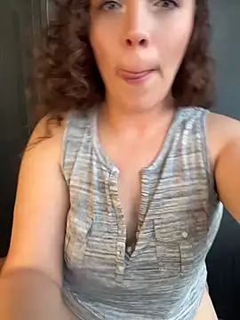 XoMisty লাইভ XXX চ্যাট