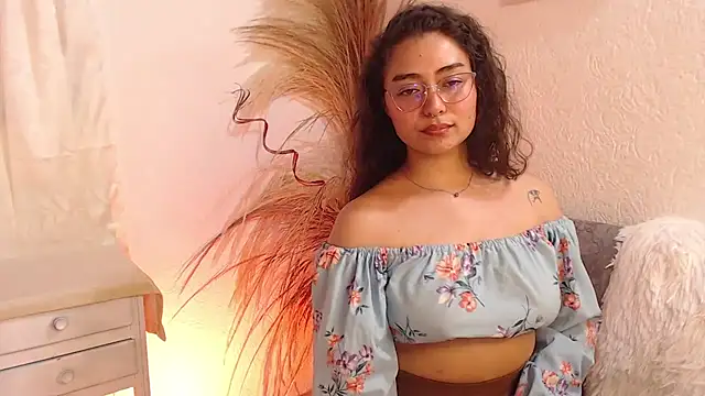 _Kim__M Chat XXX in diretta