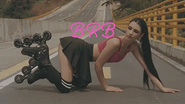 ScarletMore's Live XXX Chat