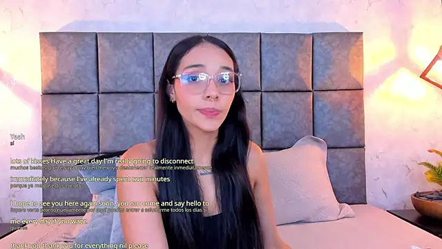 Roseaurora Chat XXX live