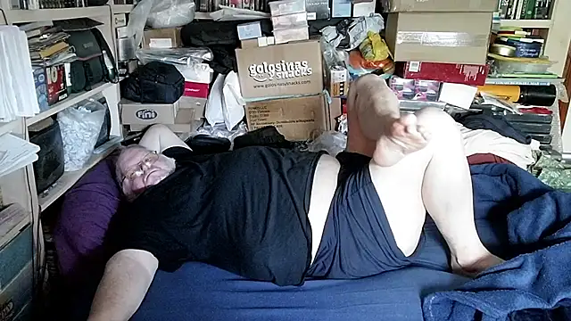 Pertunjukan Kamera Web hadeszeuss2