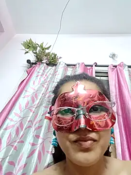 thanusi_2 Webcam-Show