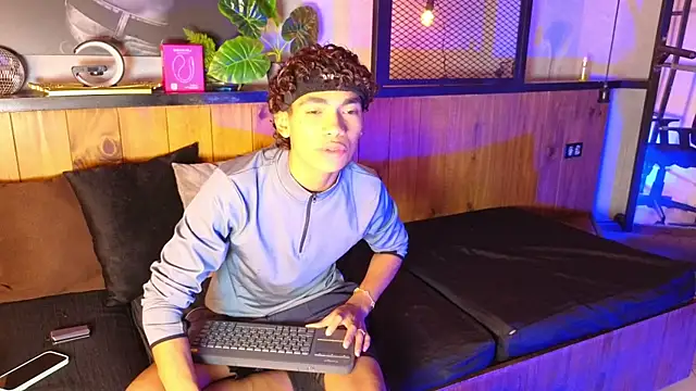 AlanCutee Live XXX Chat