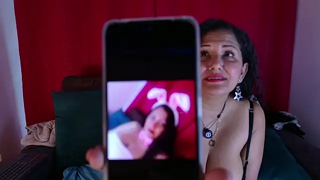 Chat XXX en directo de Genesis_Montenegro_OA