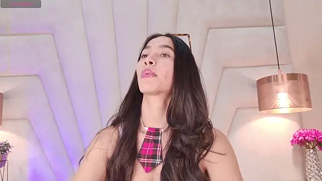 JuliaaVega Chat XXX in diretta