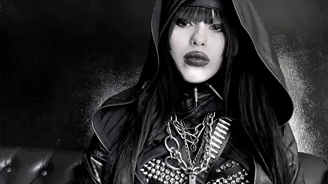 XXIOUXn Live XXX chat