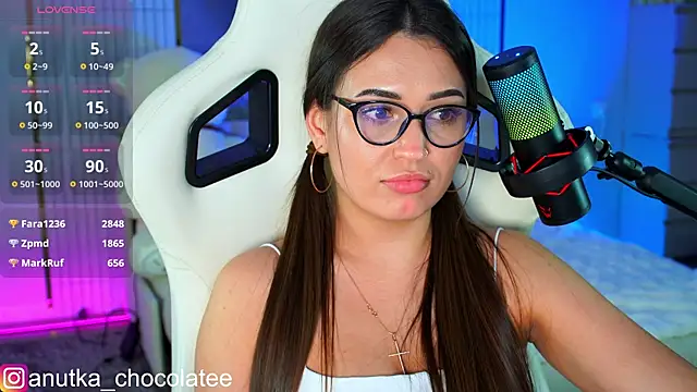 Adel_chocolate_ live XXX chat