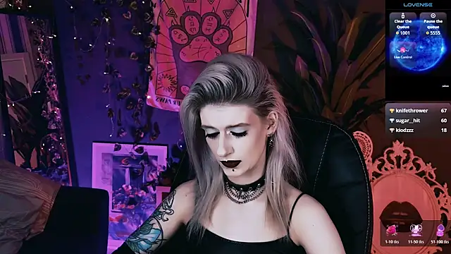 Chatroom XXX en direct de Noah_ElmerX