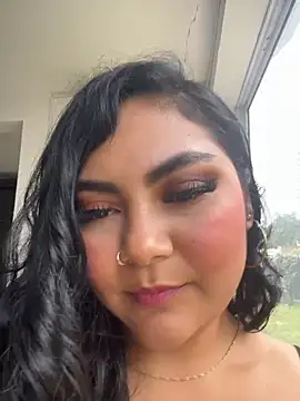 Chat +18 de ItsEla ao vivo