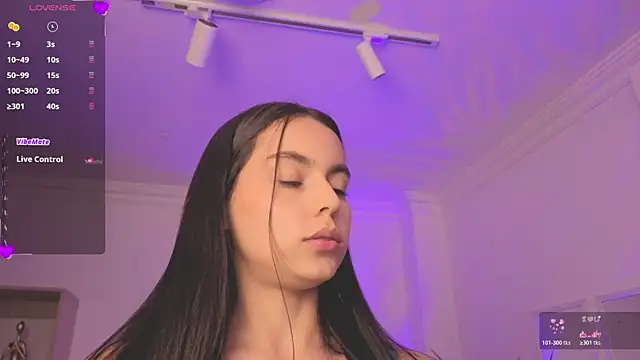 Aleejaa__ – Naživo XXX chat