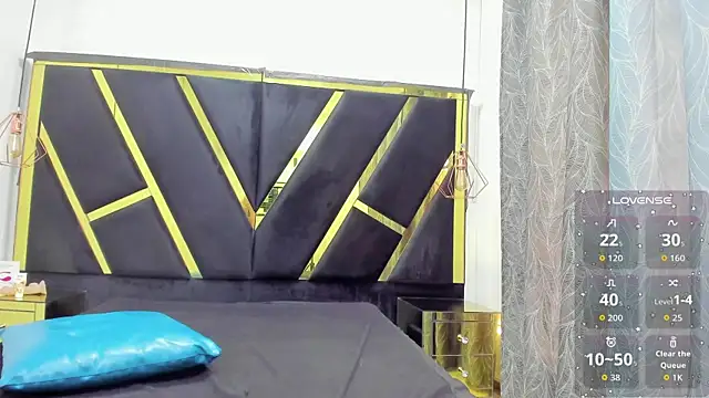 agatha_fit's Live XXX Chat