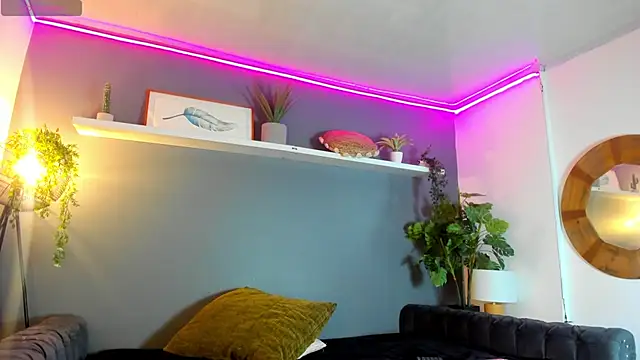 Kira_Exe_ 라이브 XXX 채팅