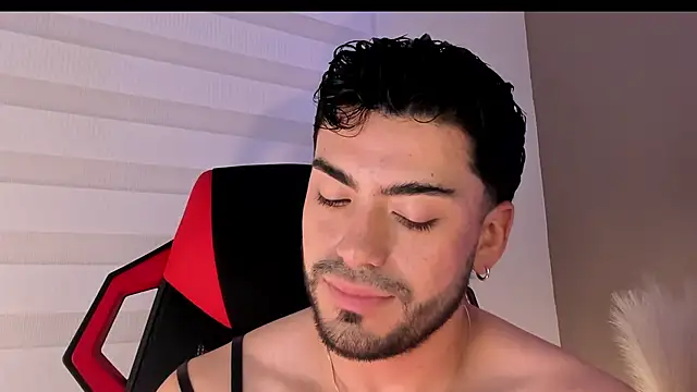 Alexander_Diazz webcam show
