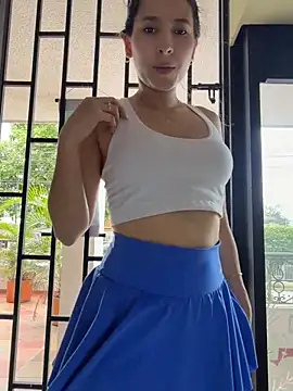 LittleDoll___'s Webcam Show