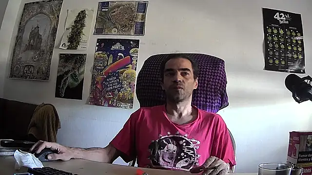 ReyDeBotones: вебкам-шоу