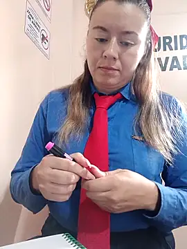 Chat XXX en directo de Hannah-colx