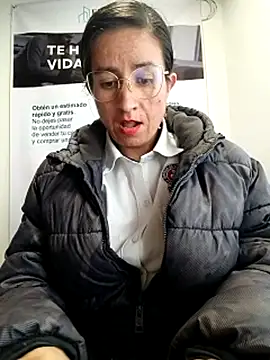 Chat XXX en directo de Valentina--1