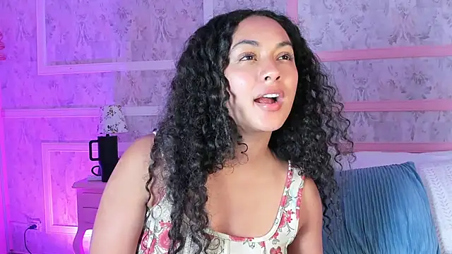 Show modela Arhii_khay na web-kameri