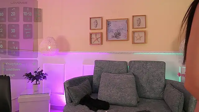 Chat XXX en directo de AlinaBennet_