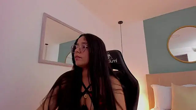 lucy_blue28のライブXXXチャット