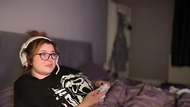 Curvy_Rosie99: διαδικτυακό σόου στην κάμερα