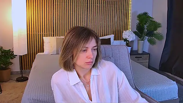 EmeraldGlow: онлайн-секс-чат