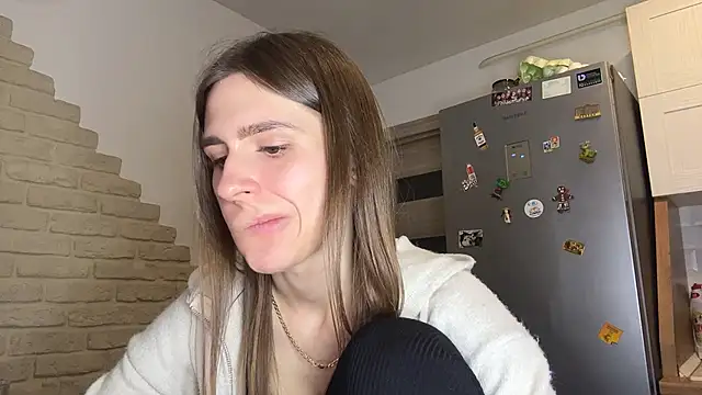 ElsieKuhlmann's Live XXX Chat