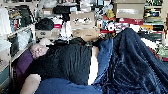 hadeszeuss2 Chat XXX in diretta