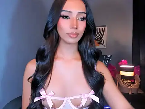 xUrGoddess_islaCumsAlotx Webcam Show