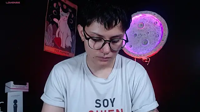 girl_intense444's Live XXX Chat