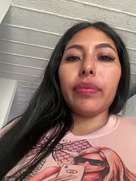 XXX chat uživo modela emmyjhonson07