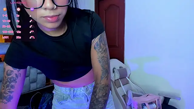 miiaboss_ live XXX chat