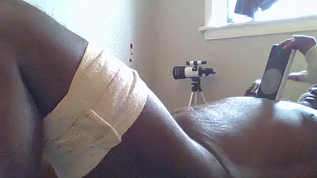 Pokazy przed kamerką – JezOne555