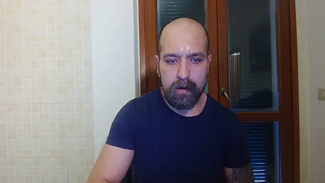 Webkamerová show AMIRDIB2025