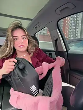 Chat +18 de Alirawrz ao vivo