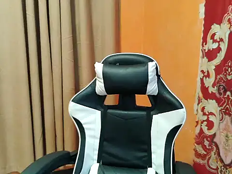 ur_asianpretty Pertunjukan Webcam